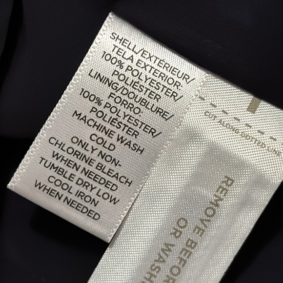 LOFT Top-Sz S Petite-Navy/Bright Blue Floral-Polyester-Lined-Slight V Neck-EUC - Picture 13 of 13